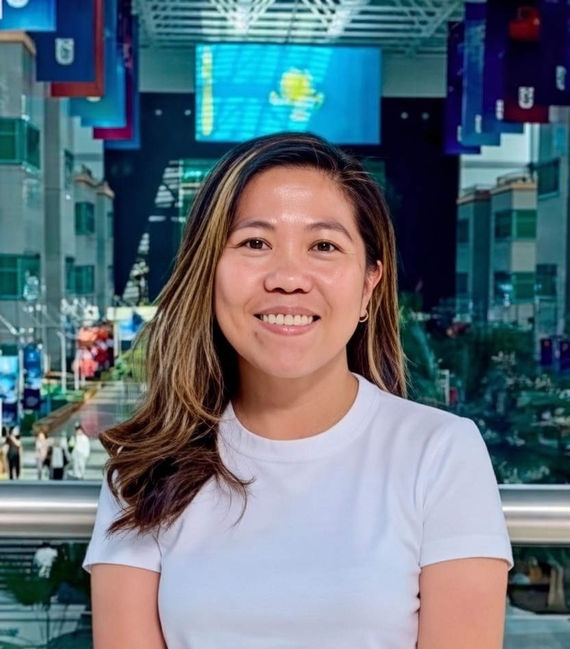 Эйприл Манабат